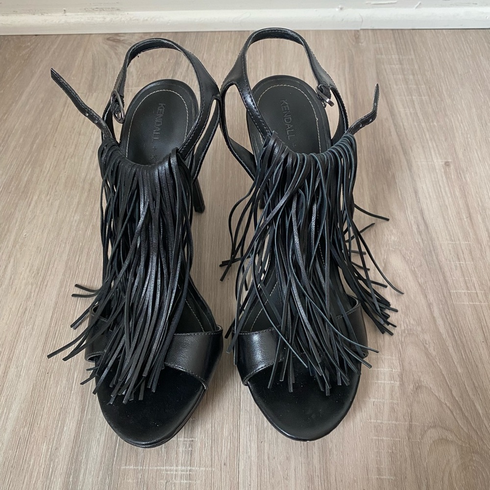 Kendall + Kylie Aries Sandals